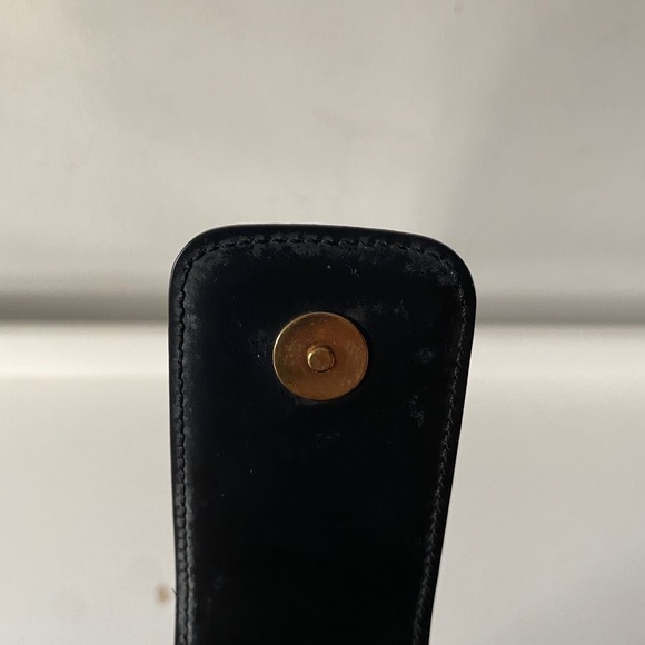 Louis Vuitton Reverie Leather Bag - Picture 8 of 16